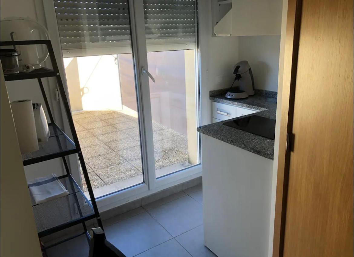 Studio A 300 M De La Gare De Mantes-La-Jolie Luaran gambar